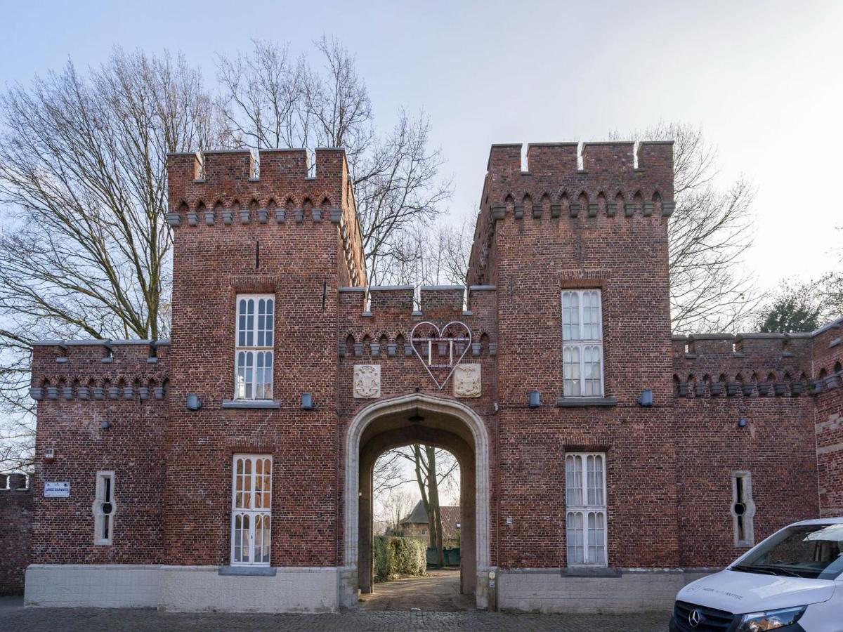 Apartment In Kruibeke At Wissekerke Castle Dış mekan fotoğraf